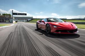 Ferrari SF90 Stradale 2019 года 